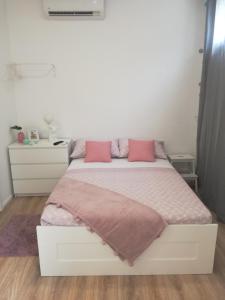 Postel nebo postele na pokoji v ubytování Apartman Karmen