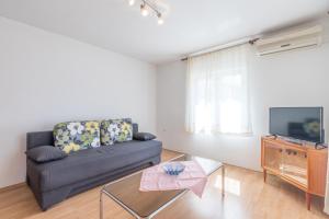 TV a/nebo společenská místnost v ubytování BUTO br. 2 (2+2 pax)