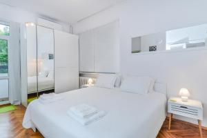 Photo de la galerie de l'établissement The Charming Home - One Bedroom TOP Central Apartment, à Sofia