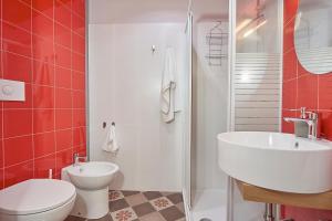 Koupelna v ubytování B&B DEL CORSO + 41 fotografií
