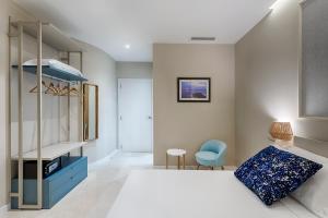 Posteľ alebo postele v izbe v ubytovaní Opera House Valencia B&B