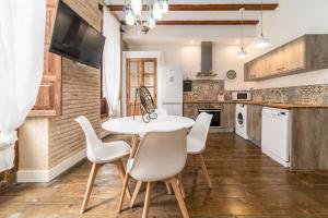 Kuchyň nebo kuchyňský kout v ubytování My Loft 4 You Ruzafa Style II