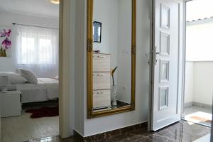 Postel nebo postele na pokoji v ubytování 4 apartmens private pool 20people max