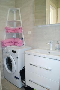 Fotografie z fotogalerie ubytování 4 apartmens private pool 20people max v destinaci Solin