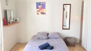 パリにあるCosy 25 sqm Studio in Heart of Parisのギャラリーの写真