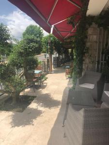 Patio nebo venkovní prostory v ubytování Hotel Clair de Lune