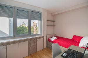 Postel nebo postele na pokoji v ubytování CAISA- luxury apartment 20 m from the sea