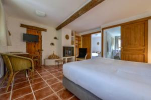 Galeriebild der Unterkunft Domaine De Fraisse in Leuc