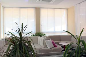 A seating area at Hotel Manuela