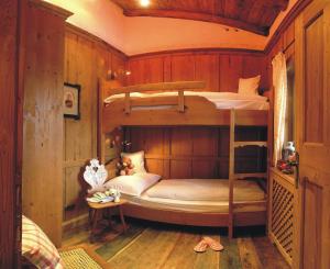 Postel nebo postele na pokoji v ubytování MONDI Schiefe Alm Gastein + 32 fotografií