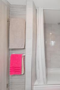 Ein Badezimmer in der Unterkunft Peninsula room