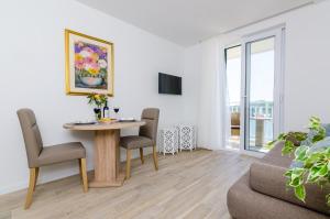 TV/Unterhaltungsangebot in der Unterkunft Apartments Lazarin