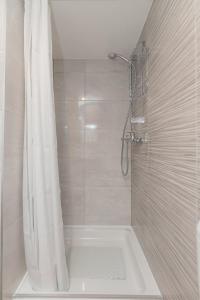 Ein Badezimmer in der Unterkunft Peninsula room