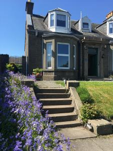 Photo de la galerie de l'établissement Dupplin152 bed and breakfast, à Dundee