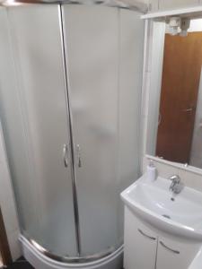 Koupelna v ubytování Apartments Šime
