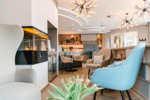 Kuchyň nebo kuchyňský kout v ubytování Hotel Landhaus an de Dün