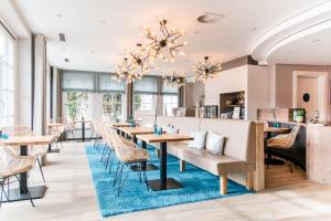 Posezení v ubytování Hotel Landhaus an de Dün