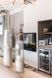 Kuchyň nebo kuchyňský kout v ubytování Hotel Landhaus an de Dün
