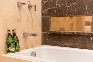 Koupelna v ubytování SLOWCOM-Xingyue Pa Zhou Apartment