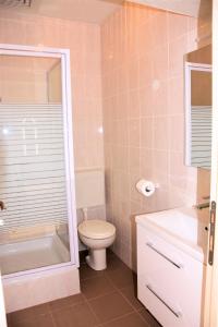 Koupelna v ubytování Apartmani Novosel