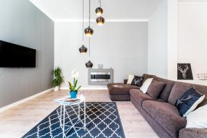 Galeriebild der Unterkunft Highrise Oasis Apartment in Budapest