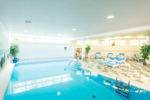 Hồ bơi trong/gần Bel Air Strandhotel Glowe
