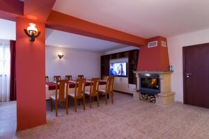 TV a/nebo společenská místnost v ubytování Holiday Home Paulovnia