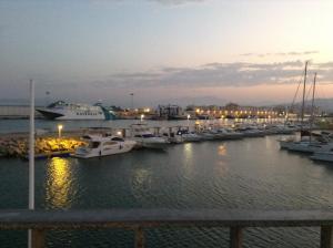 Imagen de la galería de Hospedaje Gandia Ciudad, en Gandía