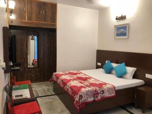 Gallery image of Sailors Home - C6, Vasant Kunj in New Delhi