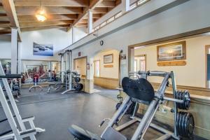 Gimnasio o instalaciones de fitness de Northstar Lodge 307