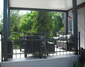 A balcony or terrace at Levendula Nyaraló