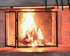 Billede fra billedgalleriet på "Zur alten Schmiede", 70m2 Studio mit Kaminfeuer und Sauna i Fraubrunnen