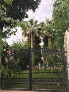 Ein Garten an der Unterkunft Marla Didim Otel