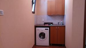 Kuchyň nebo kuchyňský kout v ubytování Villa Budvanka Guesthouse