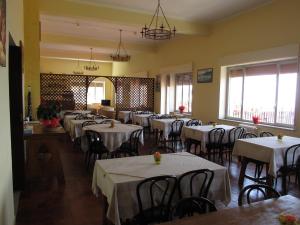 Un restaurant sau alt loc unde se poate mânca la Hotel Panorama di Sicilia