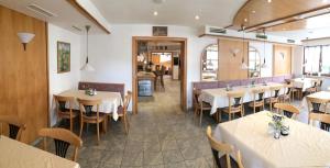 Restaurace v ubytování Gasthof Richebächli