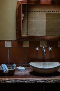 La Casa De La Bodega - Wine Boutique Hotel tesisinde bir banyo