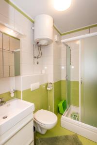 Kúpeľňa v ubytovaní Apartmani Gelo + 37 fotografií