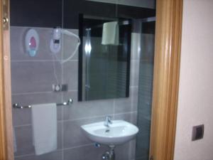Koupelna v ubytování Hotel Corona de Castilla