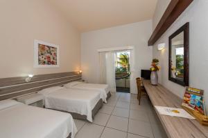 Postel nebo postele na pokoji v ubytování Hotel Marsol Beach Resort + 37 fotografií