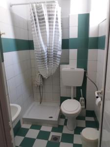 A bathroom at Hotel Milionis