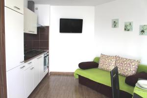 Kuchyňa alebo kuchynka v ubytovaní Apartment Maja