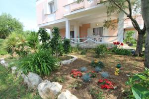 Zahrada ubytování Apartments Danijela