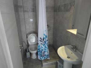 Kúpeľňa v ubytovaní Villa Giotis + 37 fotografií