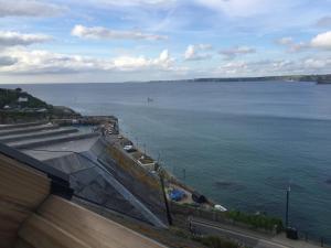 a view of a large body of water at Seashells in Newquay