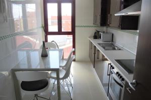 A kitchen or kitchenette at Dream Cuesta