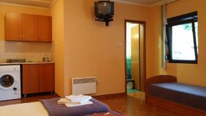 Postel nebo postele na pokoji v ubytování Villa Budvanka Guesthouse