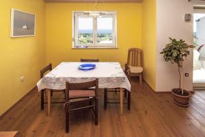 Foto sihtkohas Ližnjan asuva majutusasutuse Apartman Iva galeriist