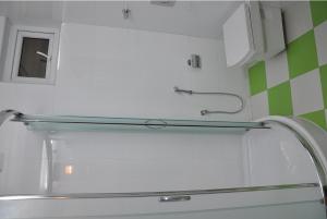 Astoria Residency的一间浴室