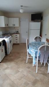 Afbeelding uit fotogalerij van Birch Haven by the Beach in Wasaga Beach